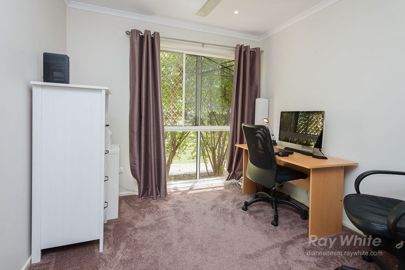 Photo - 4 Daydream Place, Eight Mile Plains QLD 4113 - Image 13