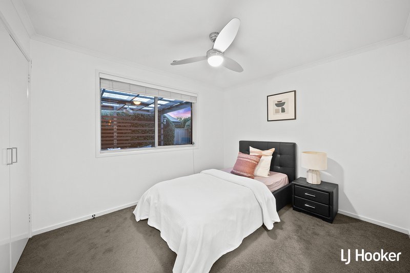 Photo - 4 De Mole Street, Dunlop ACT 2615 - Image 16