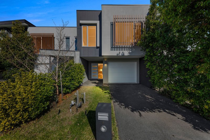 Photo - 4 Debra Avenue, Pakenham VIC 3810 - Image