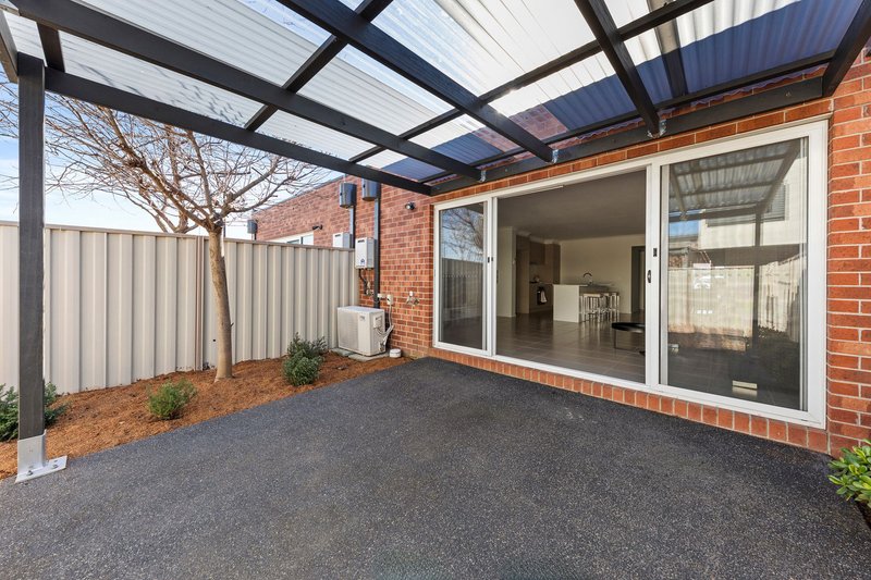 Photo - 4 Debra Avenue, Pakenham VIC 3810 - Image 24