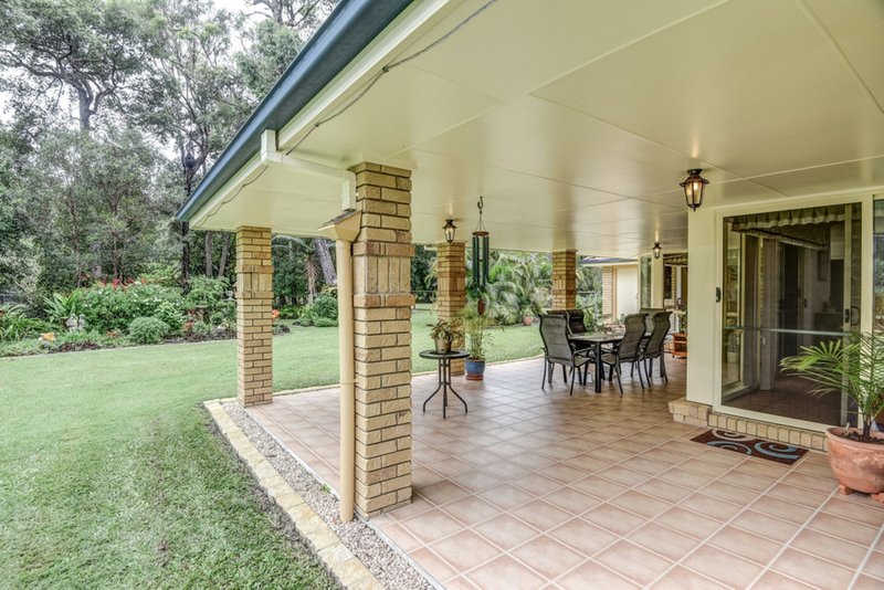 Photo - 4 Dela Court, Cooroibah QLD 4565 - Image 4