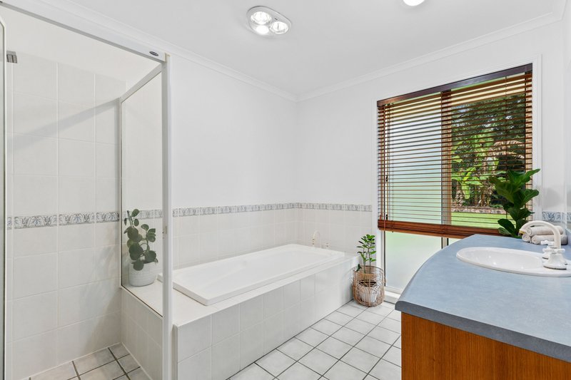 Photo - 4 Dela Court, Cooroibah QLD 4565 - Image 10