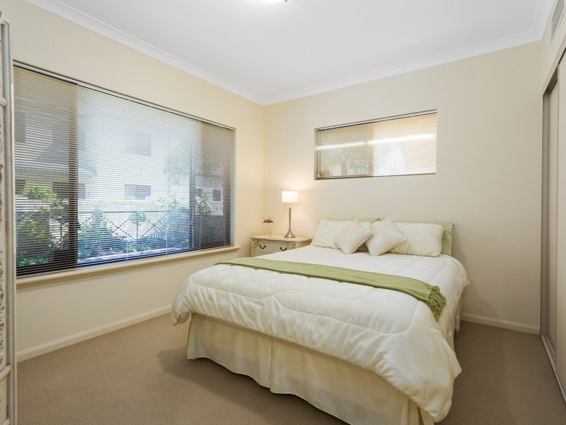 Photo - 4 Delamere Lane, Beaconsfield WA 6162 - Image 8