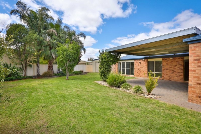 Photo - 4 Denbeigh Court, Mildura VIC 3500 - Image 18