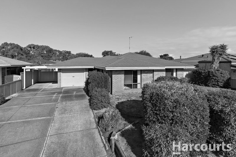 4 Denham Street, Dudley Park WA 6210