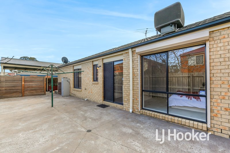 Photo - 4 Dennis Close, Lynbrook VIC 3975 - Image 18