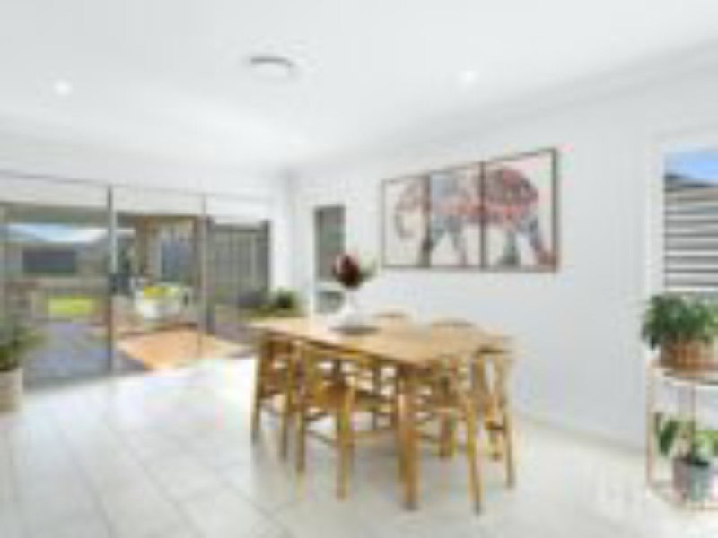 Photo - 4 Dennis Street, Thirlmere NSW 2572 - Image 3