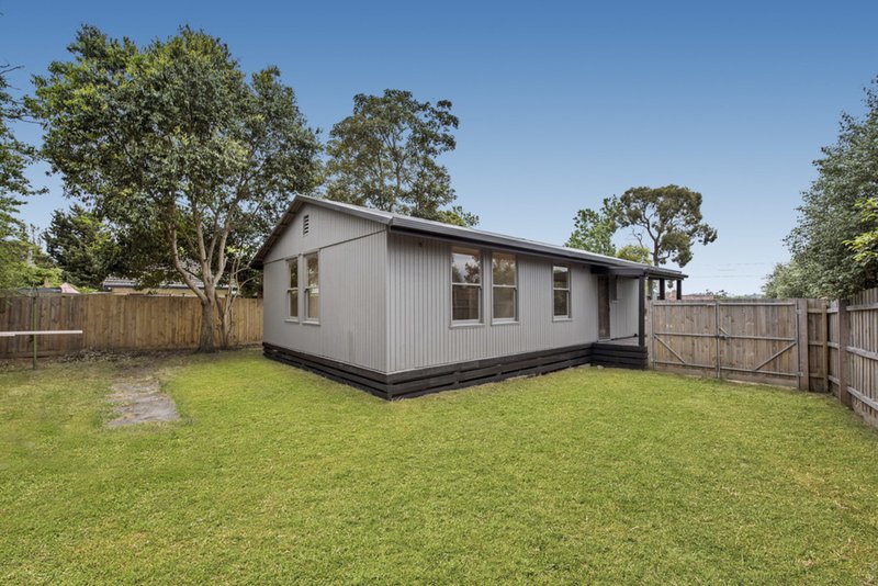 4 Derby Road, Kilsyth VIC 3137