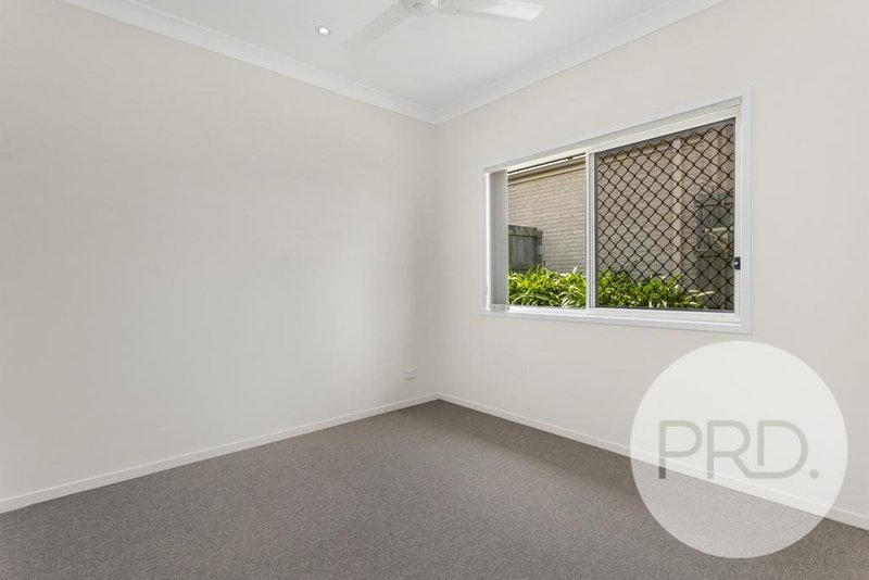 Photo - 4 Derwent Street, Murrumba Downs QLD 4503 - Image 7