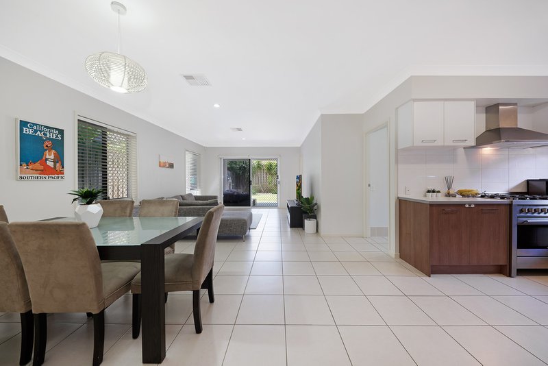 Photo - 4 Diamantina Crescent, Fitzgibbon QLD 4018 - Image 3