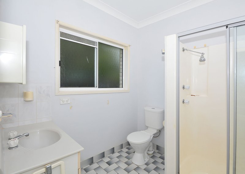 Photo - 4 Diana Place, Urangan QLD 4655 - Image 20