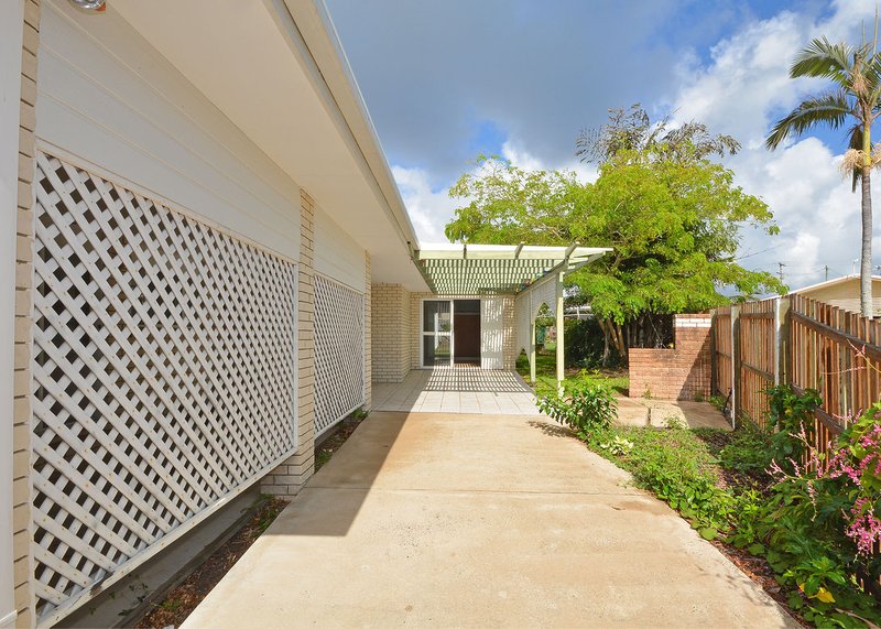 Photo - 4 Diana Place, Urangan QLD 4655 - Image 25