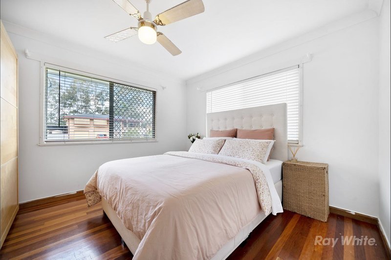 Photo - 4 Diana Street, Underwood QLD 4119 - Image 9