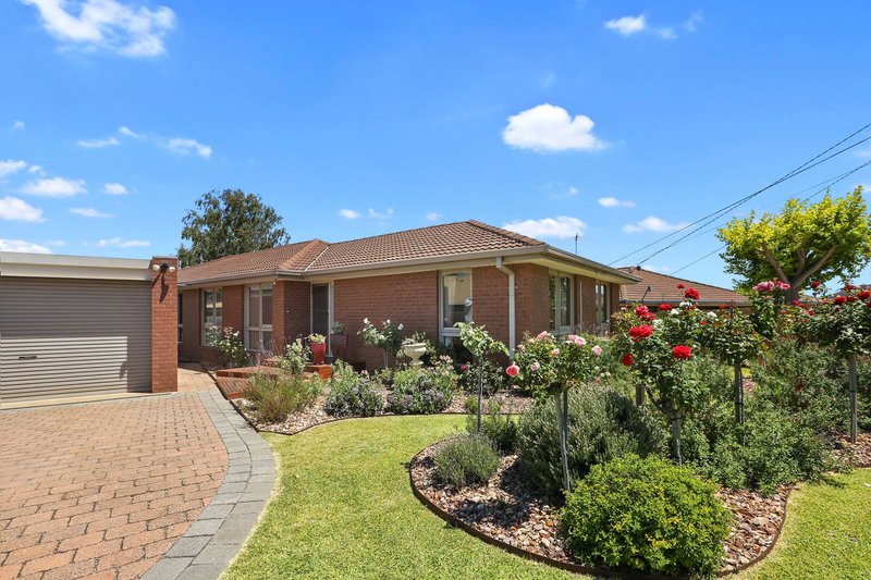 4 Dixon Court, Lara VIC 3212