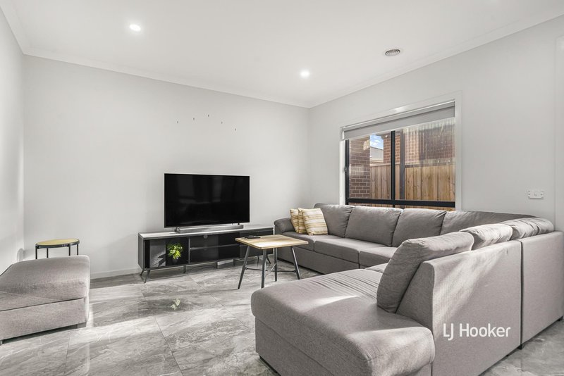Photo - 4 Dixon Street, Deanside VIC 3336 - Image 10