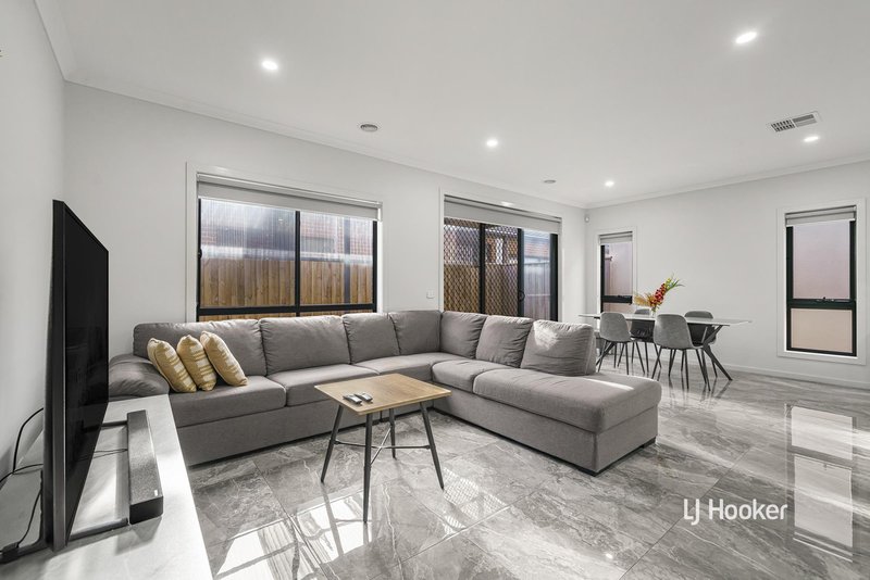 Photo - 4 Dixon Street, Deanside VIC 3336 - Image 11