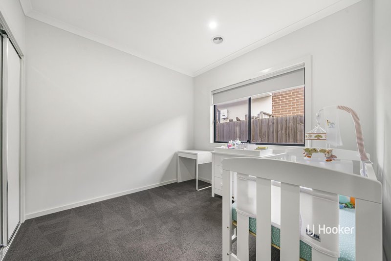 Photo - 4 Dixon Street, Deanside VIC 3336 - Image 12