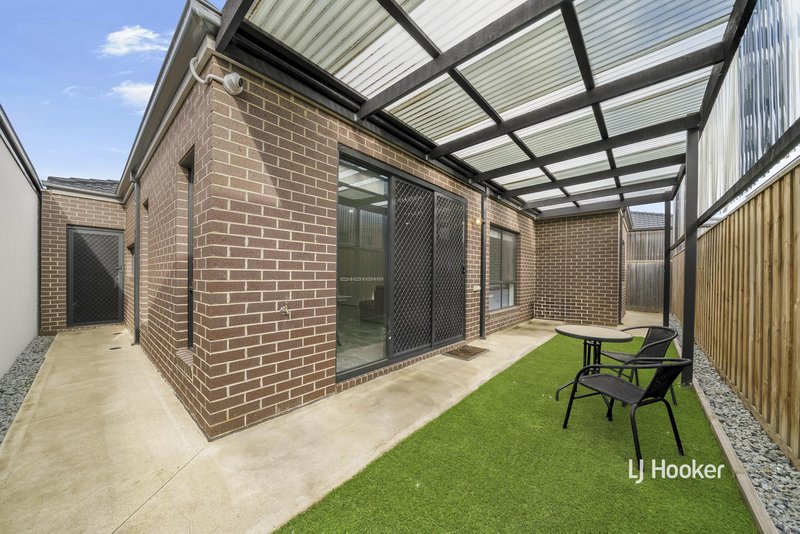 Photo - 4 Dixon Street, Deanside VIC 3336 - Image 15