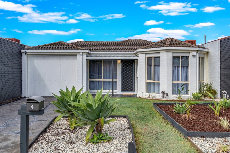 4 Dodd Place, Roxburgh Park VIC 3064