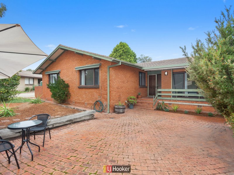 4 Dodd Place, Spence ACT 2615