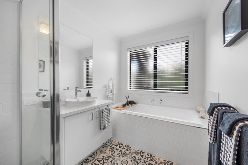 Photo - 4 Domain Circuit, Ararat VIC 3377 - Image 18