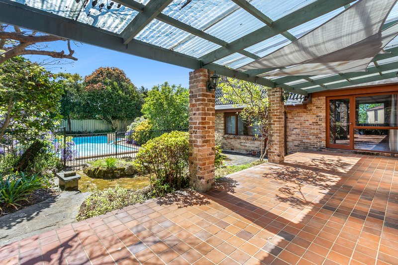 Photo - 4 Donegal Road, Killarney Heights NSW 2087 - Image 4