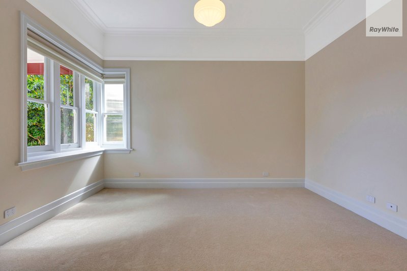 Photo - 4 Downs Street, Brunswick VIC 3056 - Image 7
