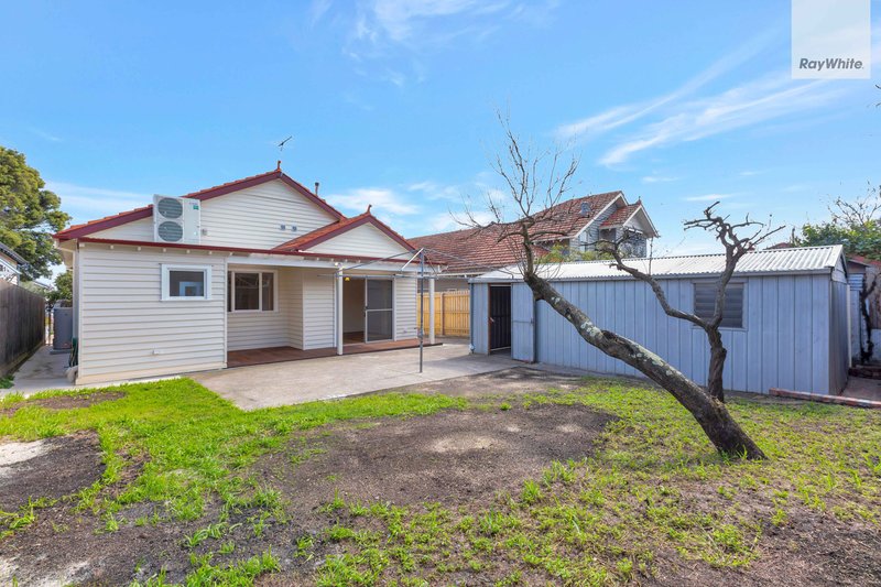 Photo - 4 Downs Street, Brunswick VIC 3056 - Image 12