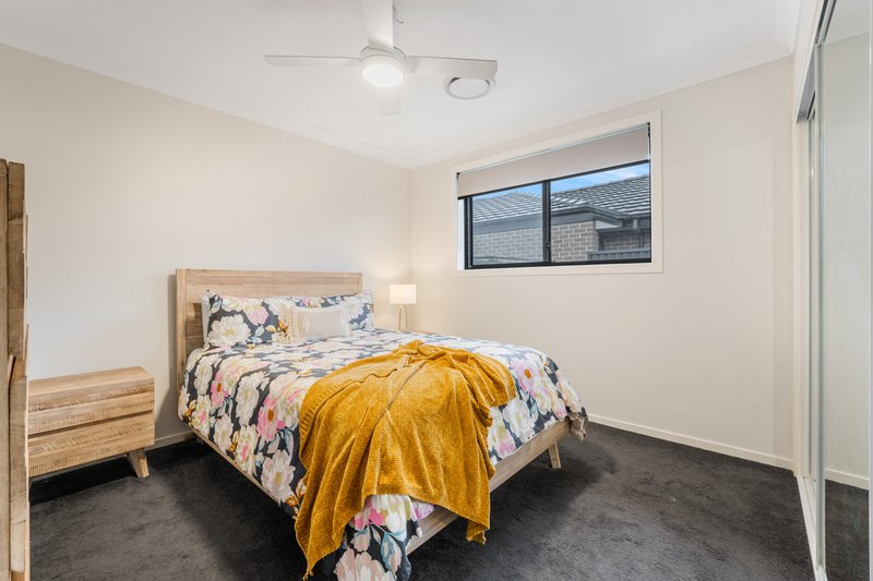 Photo - 4 Driftway Street, Austral NSW 2179 - Image 5