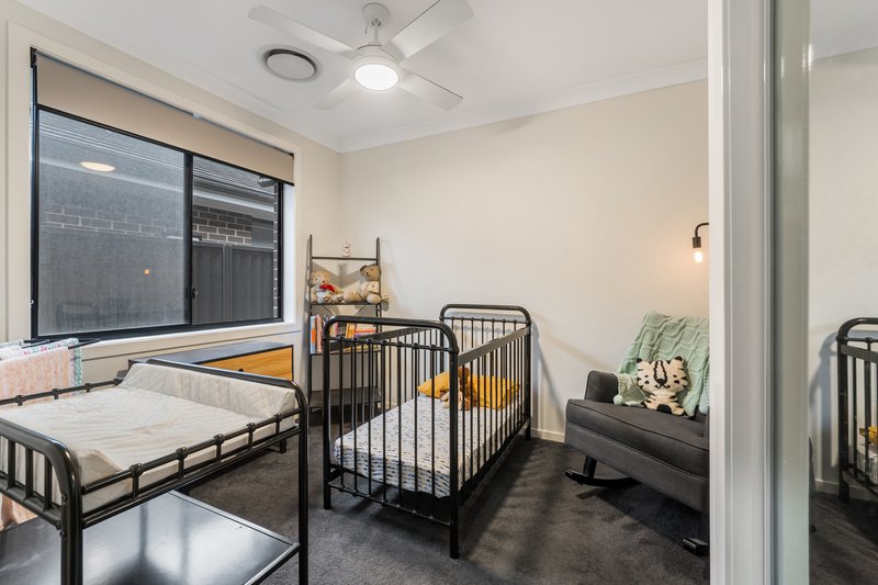 Photo - 4 Driftway Street, Austral NSW 2179 - Image 7
