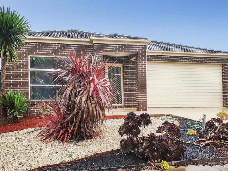 Photo - 4 Duchess Court, Point Cook VIC 3030 - Image 1