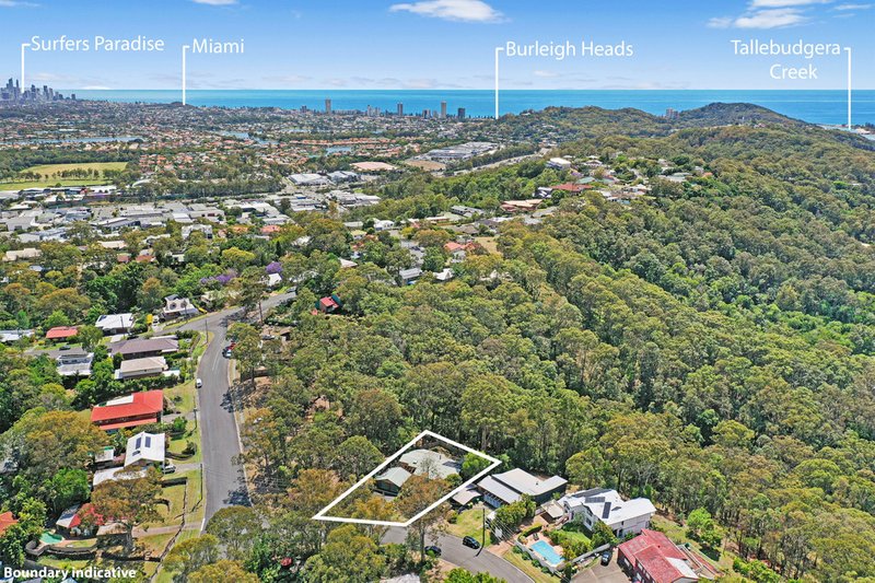 Photo - 4 Dulcie Drive, Burleigh Heads QLD 4220 - Image 2