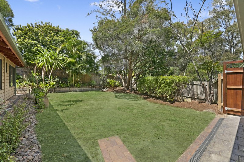 Photo - 4 Dulcie Drive, Burleigh Heads QLD 4220 - Image 18