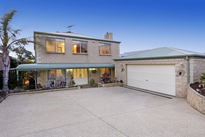 4 Duncan Drive, Lara VIC 3212