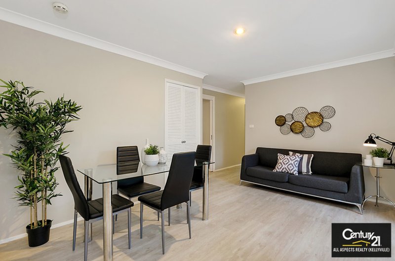 Photo - 4 Dunk Place, Kings Langley NSW 2147 - Image 4