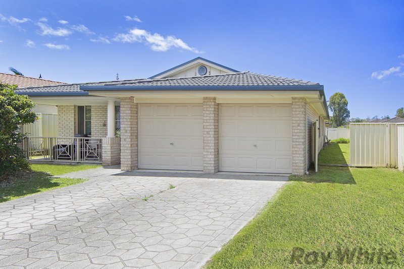 4 Dunlop Road, Blue Haven NSW 2262