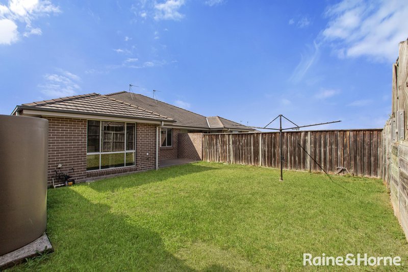 Photo - 4 Dunnart Street, Aberglasslyn NSW 2320 - Image 10