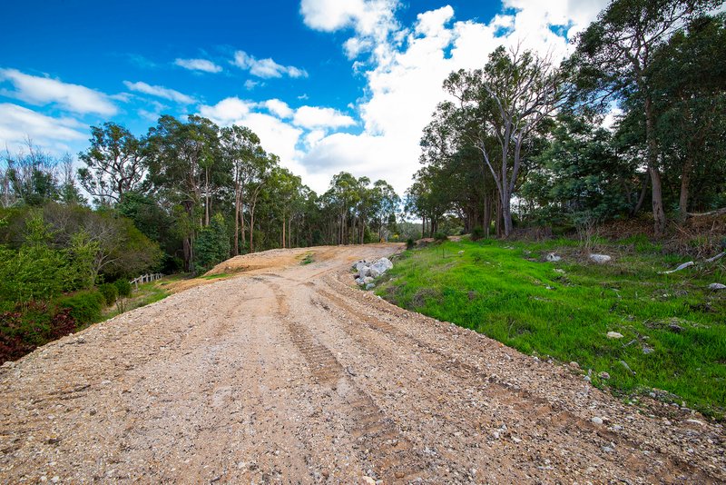 4 Dunnet Road, Nannup WA 6275