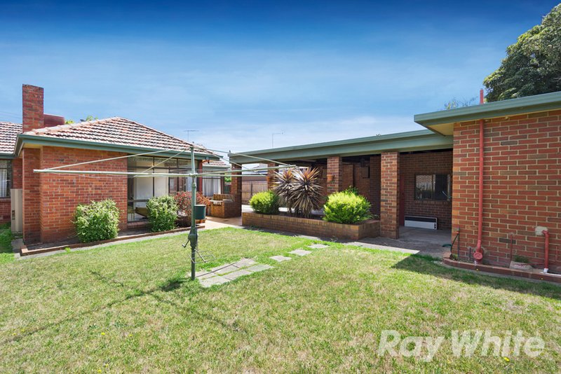 Photo - 4 Durward Road, Malvern East VIC 3145 - Image 10