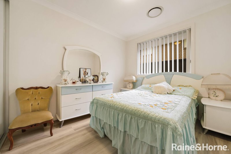 Photo - 4 Dusty Way, Catherine Field NSW 2557 - Image 3