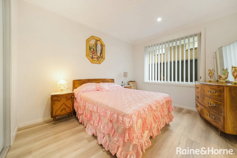Photo - 4 Dusty Way, Catherine Field NSW 2557 - Image 6