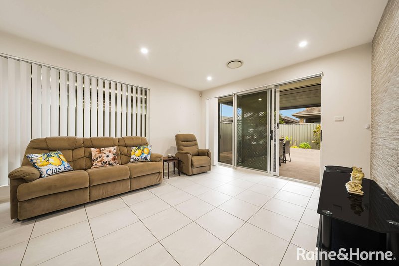 Photo - 4 Dusty Way, Catherine Field NSW 2557 - Image 10