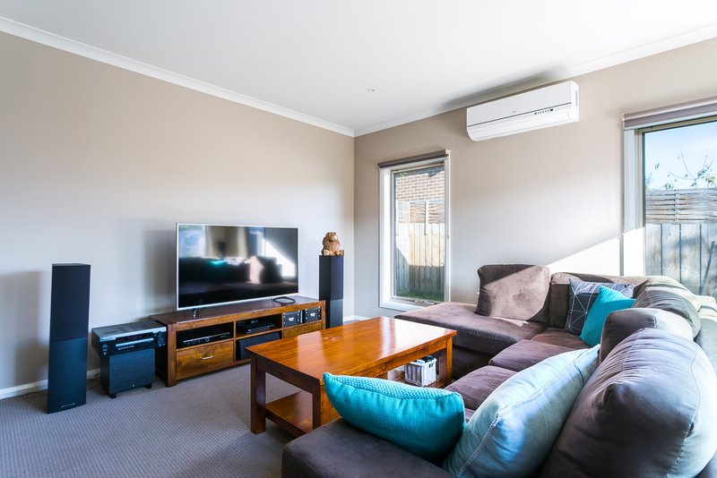 Photo - 4 Dyson Street, Dromana VIC 3936 - Image 5