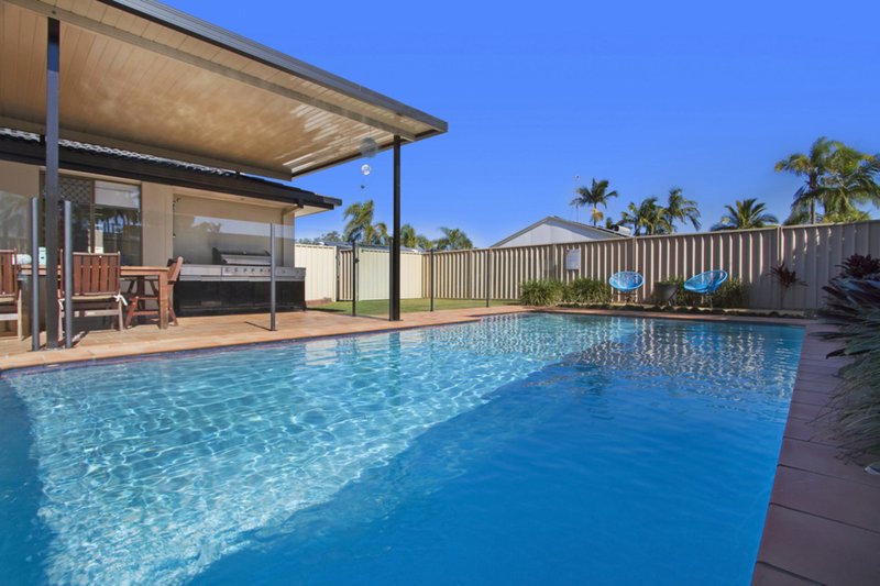 Photo - 4 Eacham Avenue, Coombabah QLD 4216 - Image 11