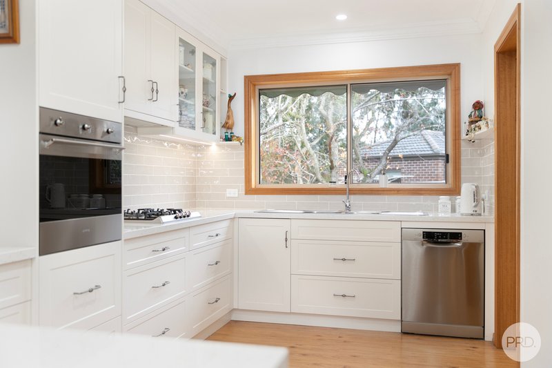 Photo - 4 Eagle Court, Invermay Park VIC 3350 - Image 6