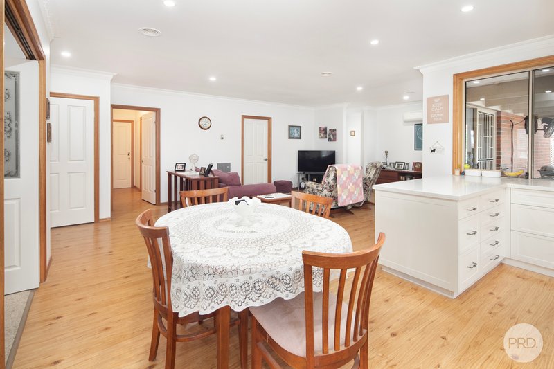 Photo - 4 Eagle Court, Invermay Park VIC 3350 - Image 7