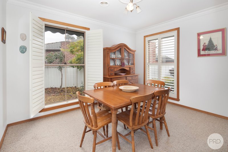 Photo - 4 Eagle Court, Invermay Park VIC 3350 - Image 8