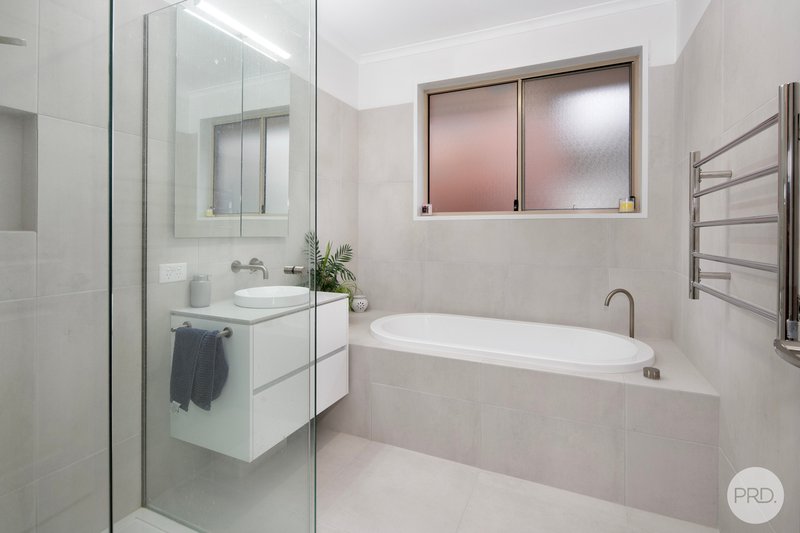 Photo - 4 Eagle Court, Invermay Park VIC 3350 - Image 14