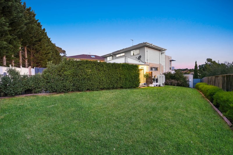 Photo - 4 Eaglehawk Drive, Berwick VIC 3806 - Image 18