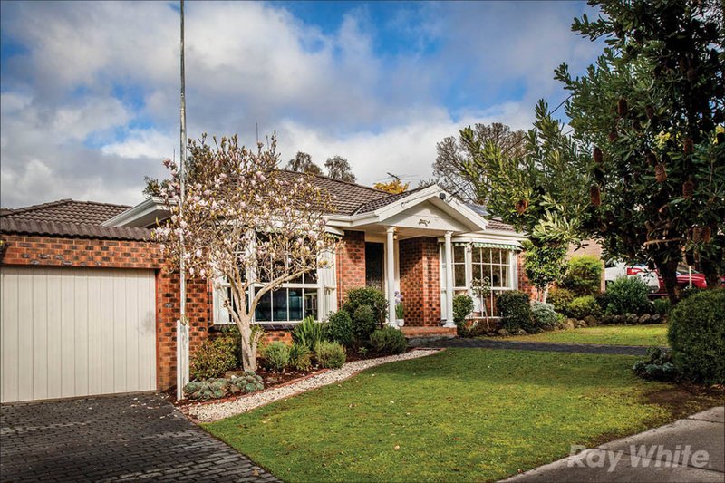 4 Eastleigh Drive, Glen Waverley VIC 3150